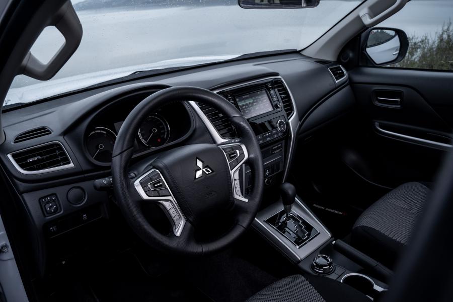 Торпедо Mitsubishi L200 Double Cab 2019 года  (CIS) (фото 30 из 40)